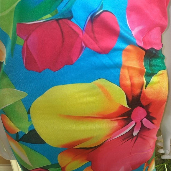 Bright Flower Print Tube Top Maxi Dress - Picture 4 of 6